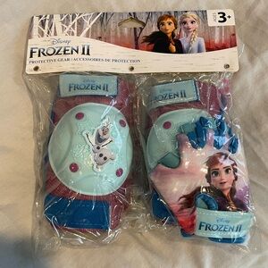 Disney Frozen II Protective Gear Set - Blue and Pink